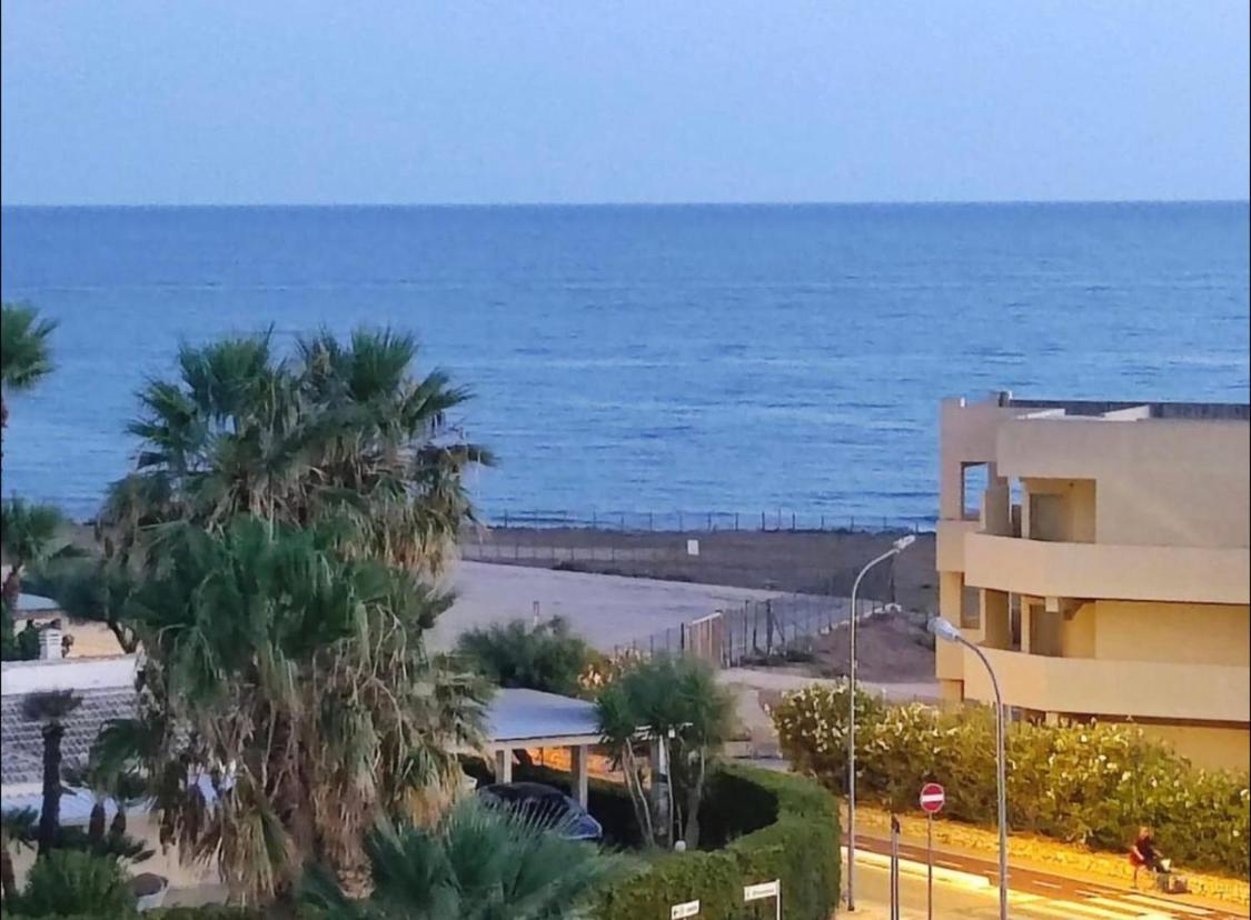 Residence Romeo Marina di Ragusa Exterior foto